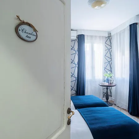 Colombo 4*