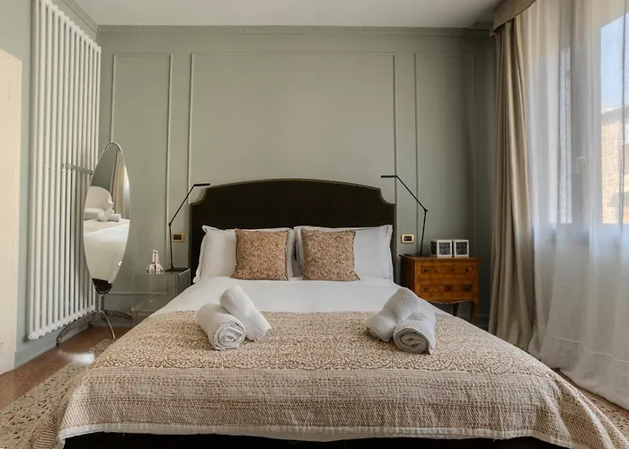 Bed and breakfast Colombo 4*