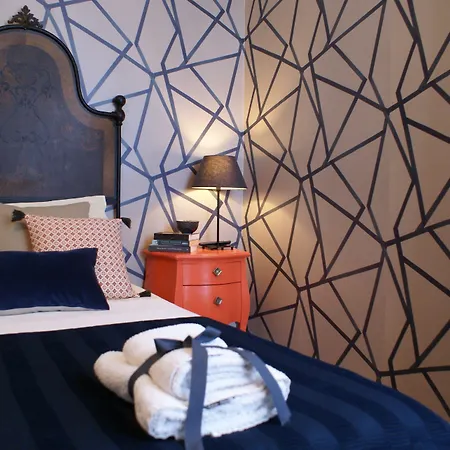 Colombo Panzió Mestre