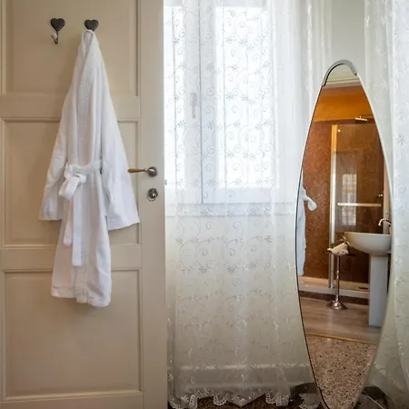 Colombo 4*