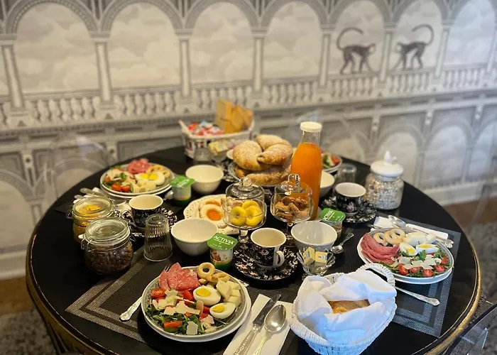 לינה וארוחת בוקר Colombo