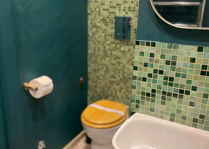 Colombo לינה וארוחת בוקר מסטרה